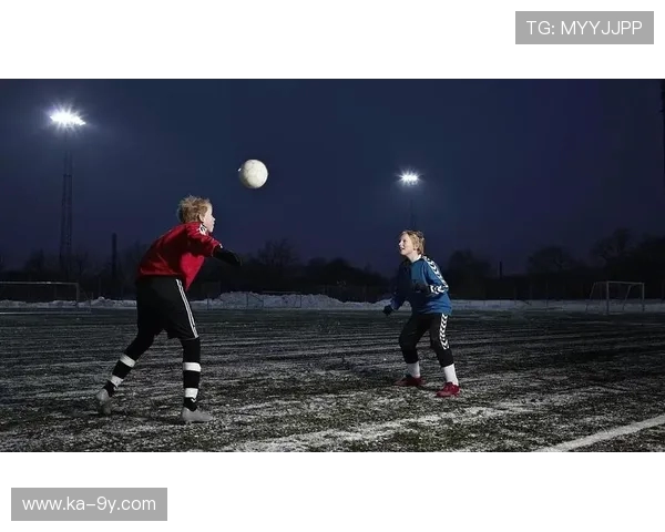 冬季气温降低导致足球发硬的原因及其对比赛的影响分析